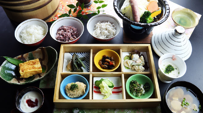 旬菜料理 公式サイト 清盛 ５組限定 湯西川でペットと泊まれる貸切温泉の宿