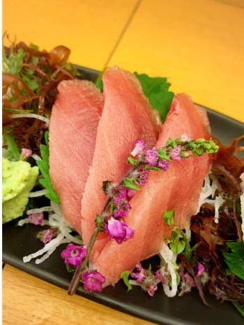 和食の作法 お刺身に添えられた菊の食べ方 アカデミー なないろスタイル 接客マナー ビジネスマナー 社員研修
