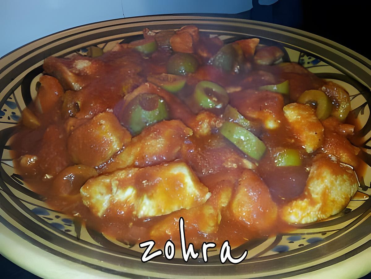 Recette D Emince De Poulet En Sauce Tomate Epice Olive