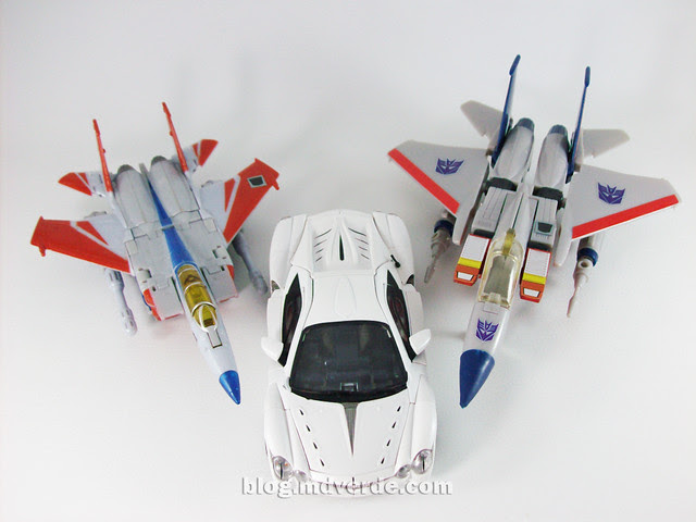 Transformers Starscream Alternity vs Starscream G1 vs Classics - modo alterno