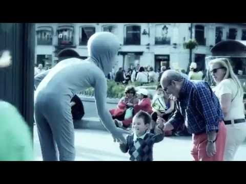 The unconventional guide to wedding invitations