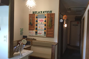 りらく本舗店舗案内 別府店 体 快 適 りらく本舗 別府店のご紹介です もみほぐし バリニーズオイル ヘッドスパ オイルフット ヘッドケア等のリラクゼーションサービスを是非ご体験ください