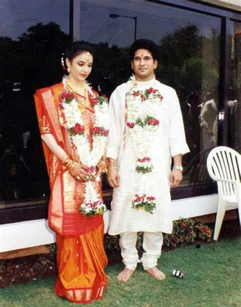 Info And Photos Of Sachin Tendulkar?s Family And Wedding  