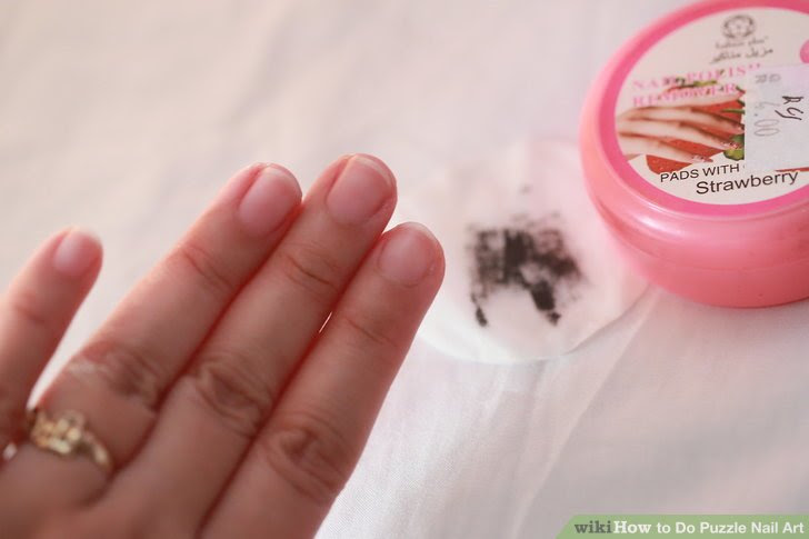 Do Puzzle Nail Art Step 1.jpg
