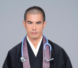 伊藤英明 丸刈り姿 画像 2年伸ばした髪をﾊﾞｯｻﾘ僧侶に お坊さん J Rock Star