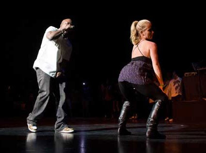 Kendra Wilkinson, Too Short