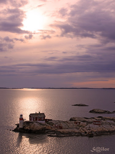 Good Night Gothenburg! Sunset over Gäveskär Light House