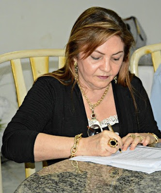 Resultado de imagem para Prefeita Tina Monteles