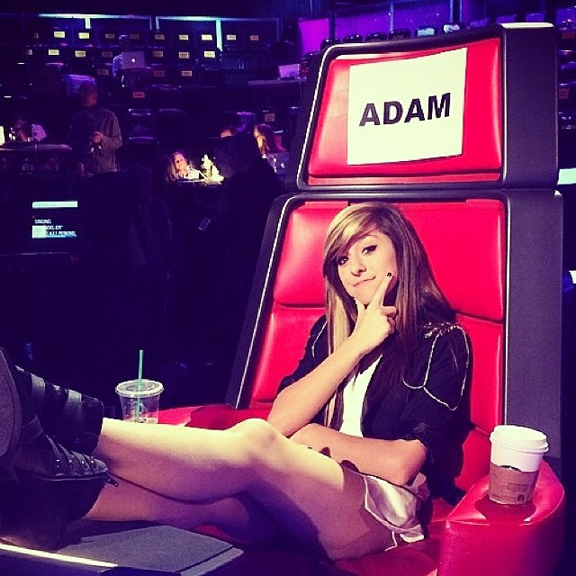 Christina Grimmie (pantyless?)