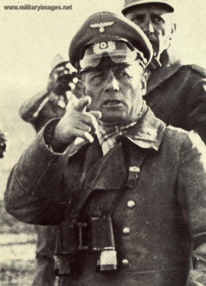 http://billdunlap.files.wordpress.com/2008/09/nazi_erwin_rommel.jpg