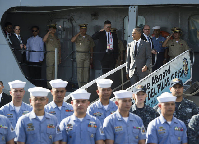MANILA VISIT. US President Barack Obama at the South Harbor in Manila on  November 17, 2015. Photo courtesy of the 7th Civil Relations Group, AFP     