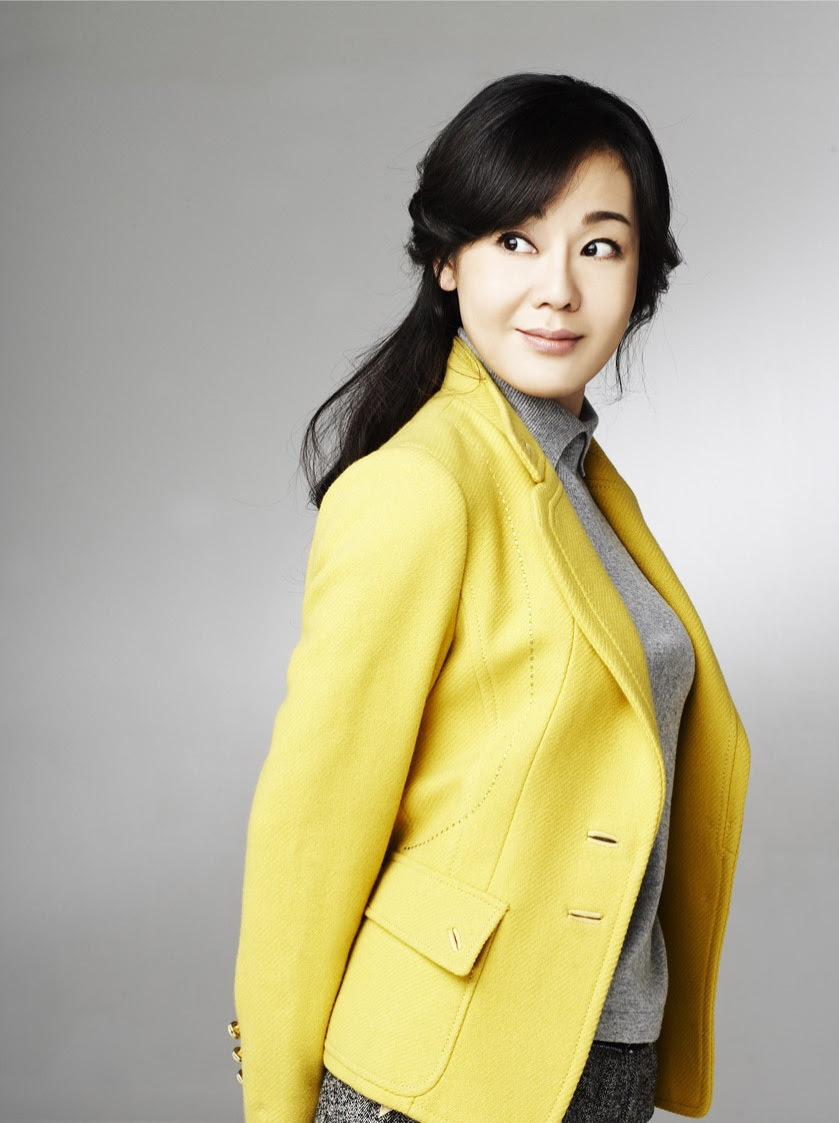 Yunjin Kim photo 176049