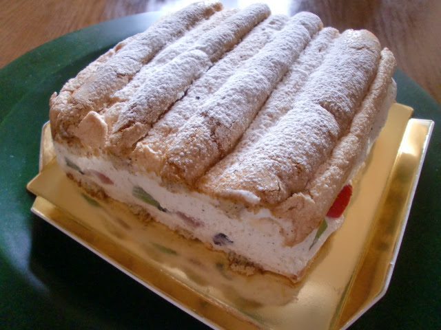 フォートナム メイソンのドーナツと紅茶のケーキ てんとうむしのにっき