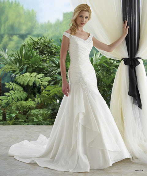 Catálogo de vestidos y trajes catalogo de vestidos de novia. Catálogo de vestidos y trajes