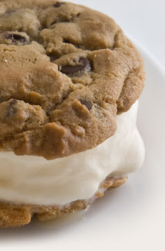 Show how you Give5 by eating lots of Tiff's Treats | United Way For Greater Austin