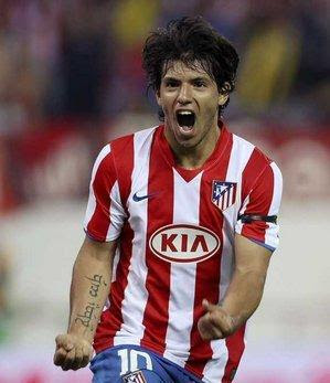 選手タトゥー 海外 外国人 Avispa Flag