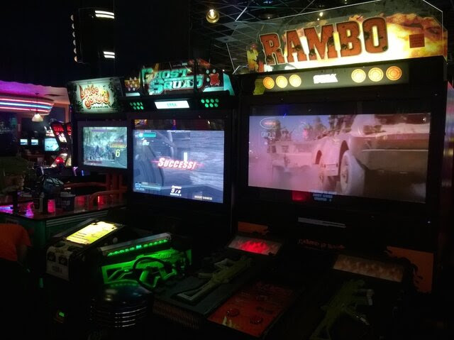 日本よ これがゲーセンだ アメリカのゲームセンター デイブ バスターズ 体験レポート Game Spark 国内 海外ゲーム情報サイト