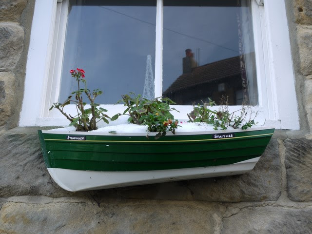 Stonehaven' fishing coble planter, High... © Andrew Curtis ...