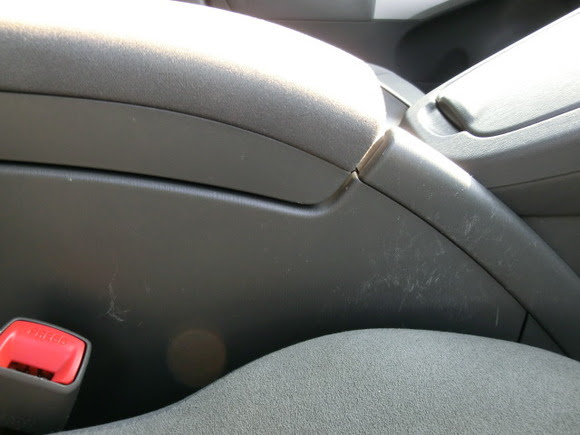 プリウスのセンタ コンソールのキズ補修 リペア リペアプロショップ エコループ 株式会社エコループ