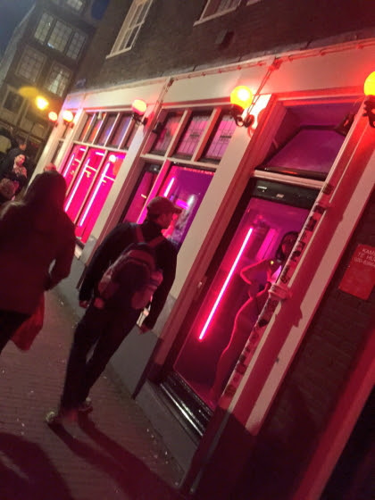 遊び方 価格 宿泊は アムステルダムの 飾り窓 レポート