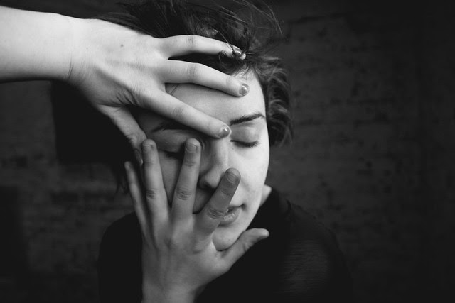 hands