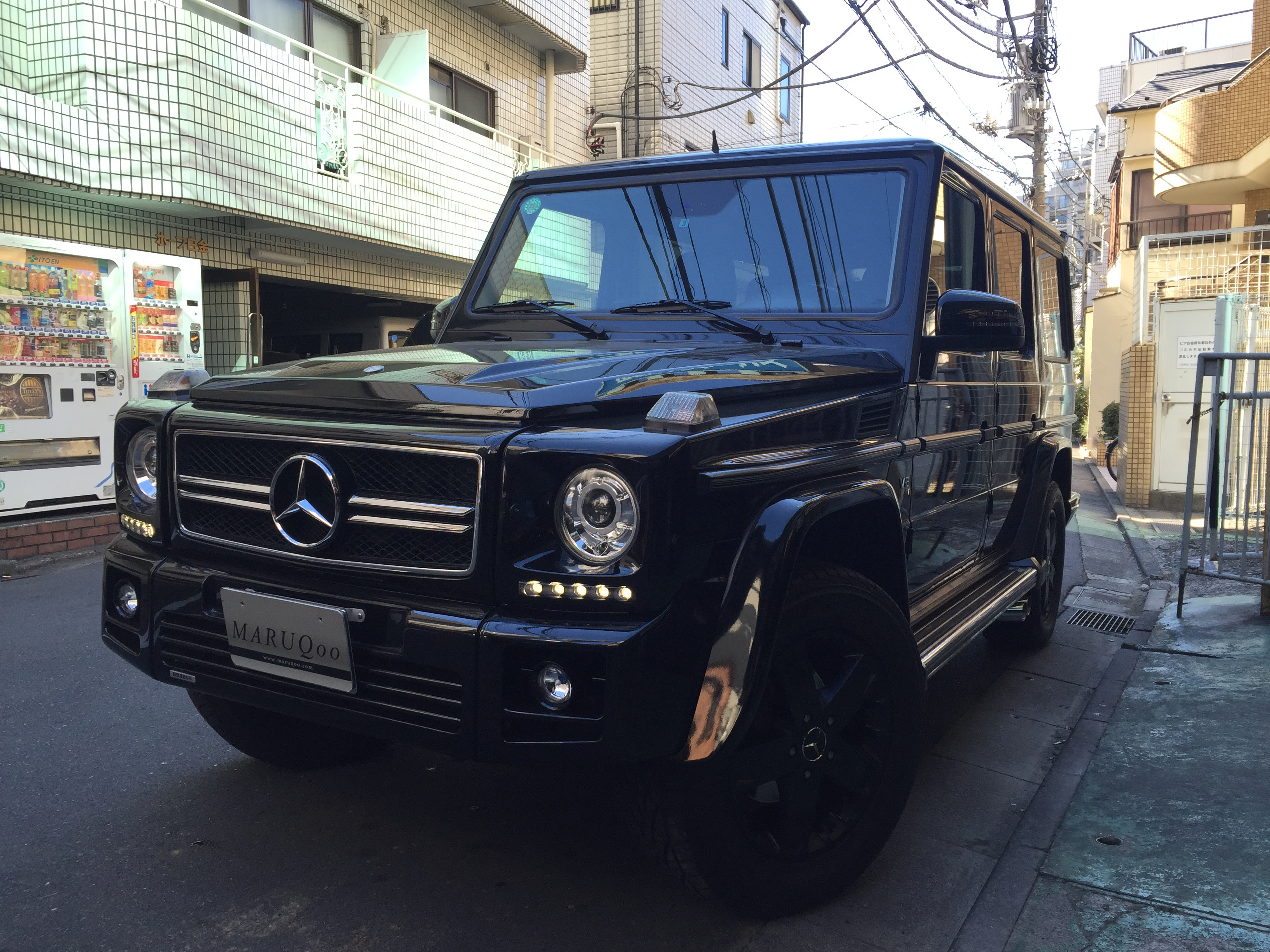 W463ベンツg500l入庫 Brabus B12フロントバンパー 純正アローミラー等交換パーツ多数 ベンツ ゲレンデワーゲンの新車 中古 の販売 購入売却はマルク Maruqoo にお任せ下さい