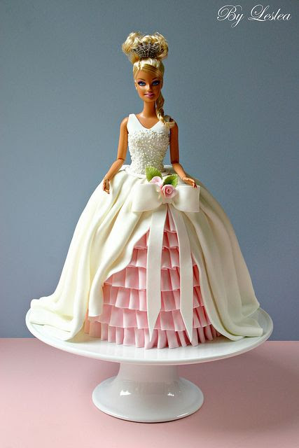 can't live life without at least ONE barbie cake!!