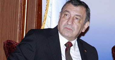 رئيس مجلس الوزراء الدكتور عصام شرف