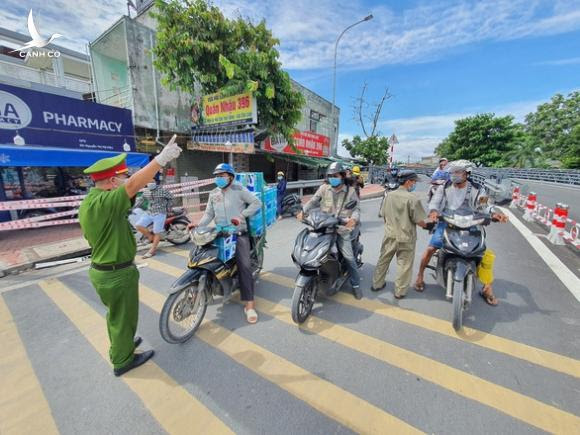 TP.HCM sau 7 ngày giãn cách xã hội theo chỉ thị 16: Số ca ...
