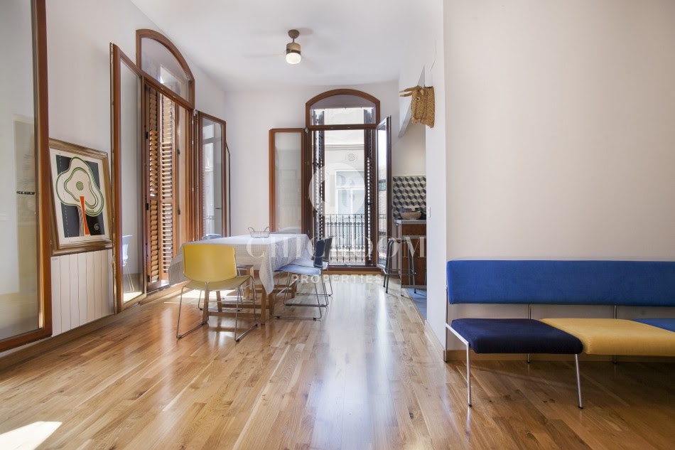 Furnished 3 bedroom apartment for rent in Gracia