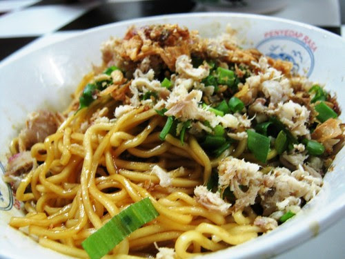 Yamien Ayam (Chicken Yamien)