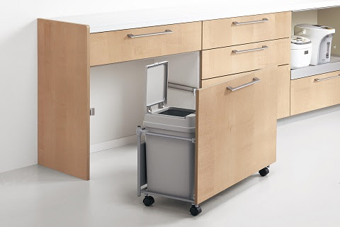 キッチンのゴミ箱の位置を決めるためにチェックしておきたい4つのこと 建築士が教える 新築の家を建てる人のための家づくりブログ