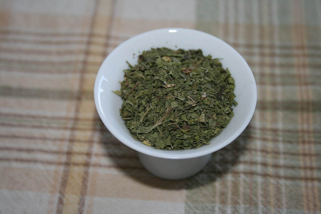 Fresh dried mint