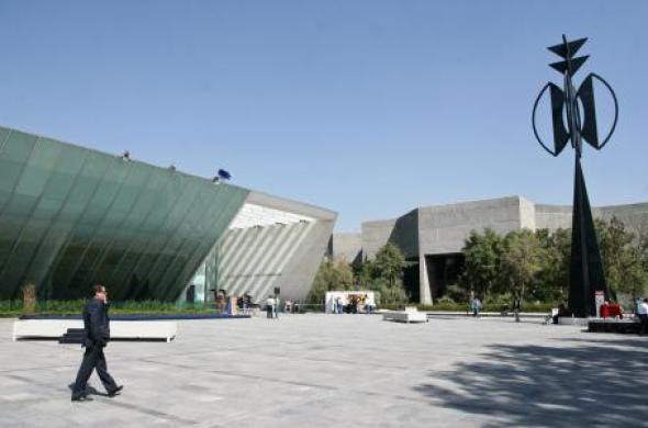 Los espacios culturales de Teodoro González de León