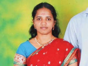  Much Married Woman Extorted Money From Female Friends 