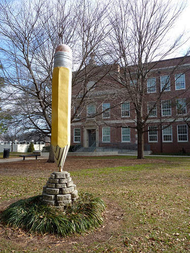 P1000489-2010-01-31-Shutze-Grady-HS-West-Facade-Pop-Pencil