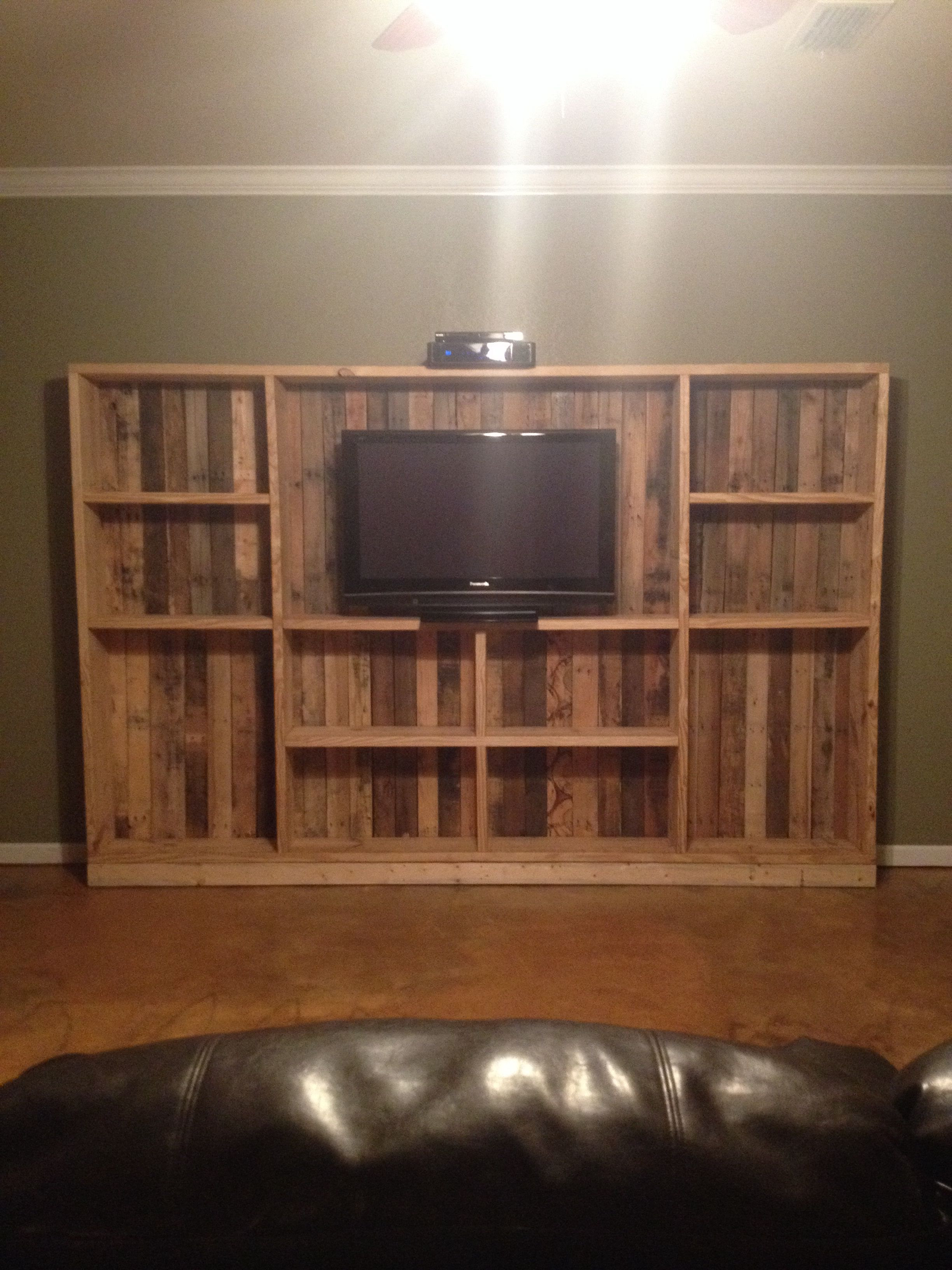 Pallet Entertainment Center