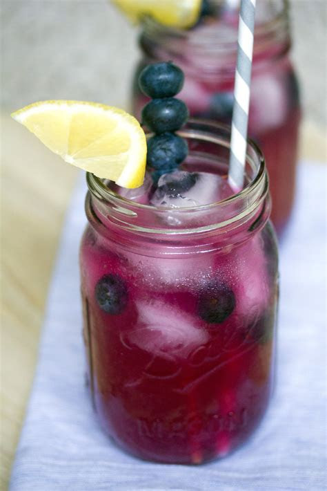 blueberry vodka lemonade