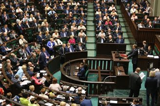 New Constitutional Tribunal bill on its way to president