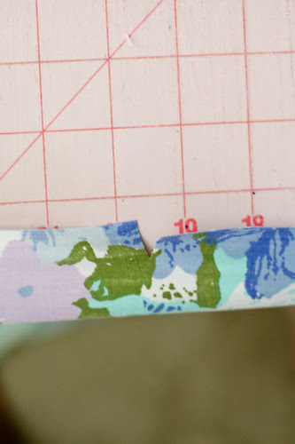 Tutorial: How to Cut Up a Vintage Sheet - In Color Order