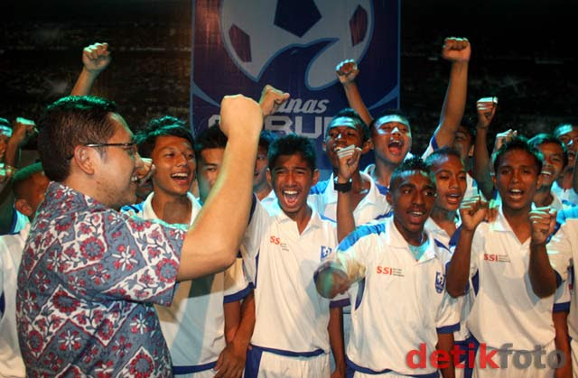 Anas Lepas Tim Tunas Garuda ke Inggris