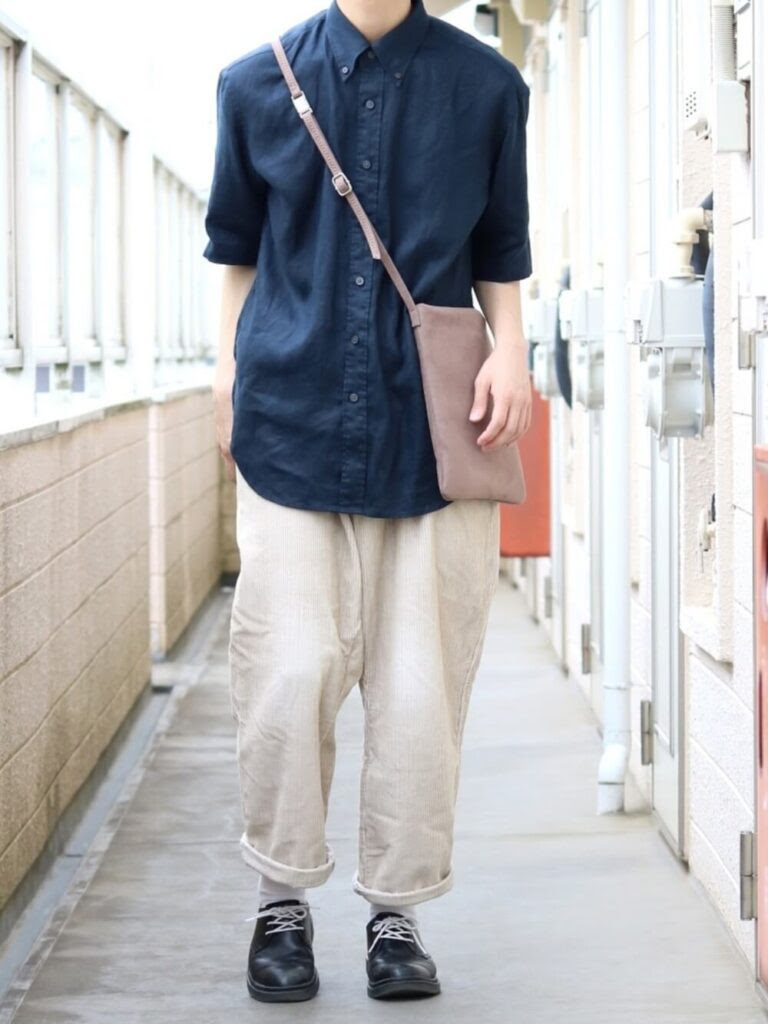 リネンシャツとは メンズのおしゃれな着こなし方やおすすめのリネンシャツを紹介