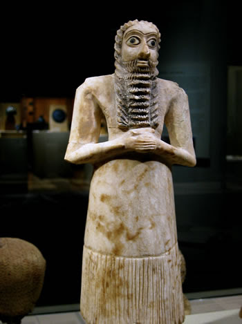 Arte sumerio: pieza del Grupo Escultórico de Tell-Asmar