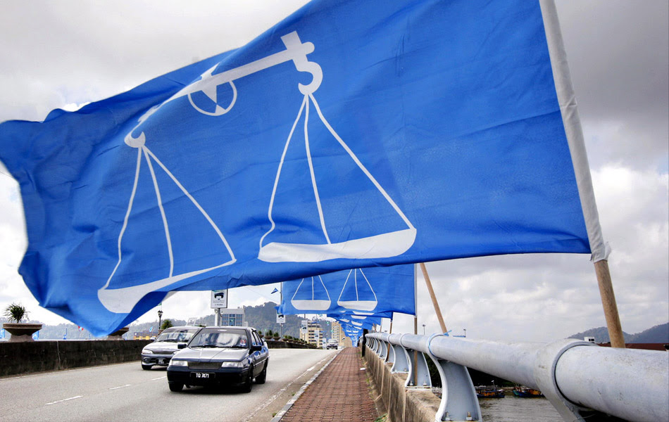 Merentasi bendera BN | Bahang PRU 13 | Foto | Astro Awani