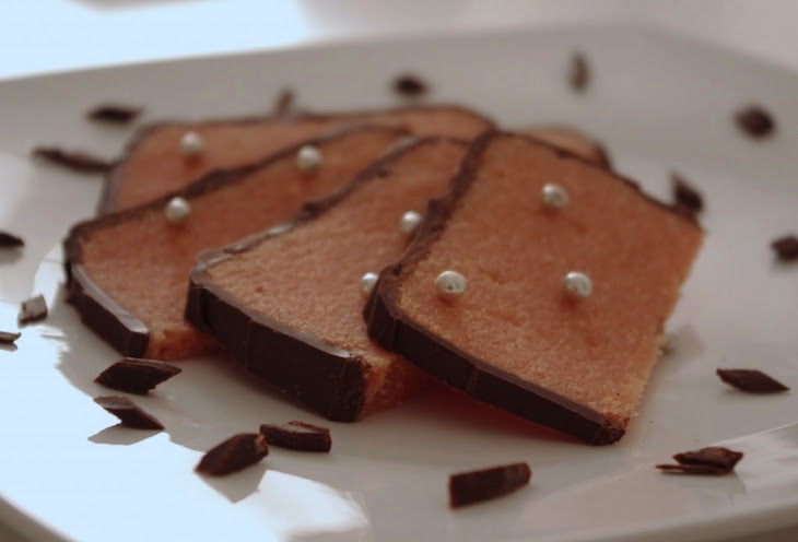 Gateau Aux Biscuits Roses De Reims Glacage Chocolat Fashioncooking