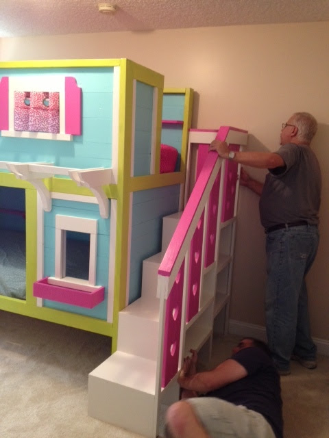 Ana White Our Sweet Pea Bunk Beds - DIY Projects