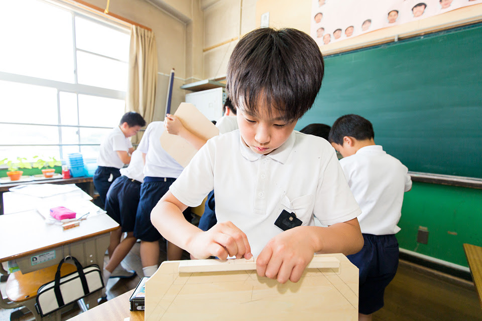 ５年生 図工 ホワイトボード