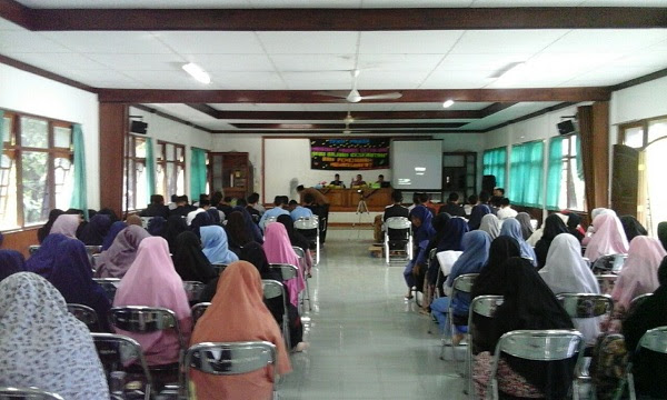 Seminar Kesehatan SMA-IT - PPRU Sakatiga