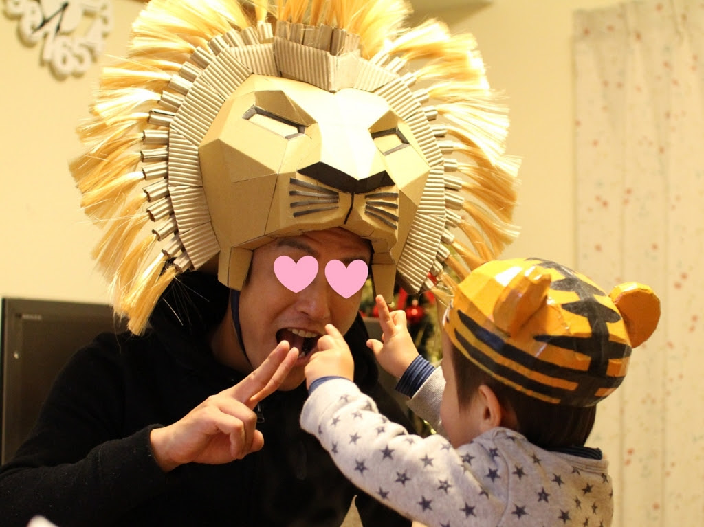 劇団四季 ライオンキング のシンバの被り物 ダンボールで作ったよ Pappa Blog