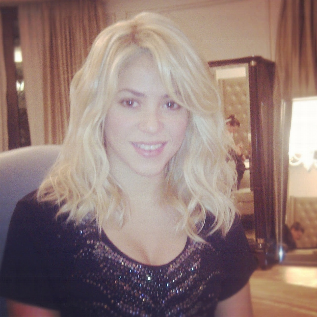 http://25.media.tumblr.com/tumblr_mbw4w3qcNI1rrfw56o1_1280.jpg